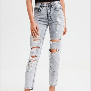 American Eagle Mom Jean